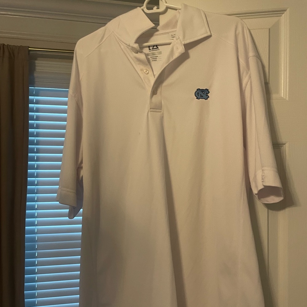 UNC cutter and buck size XL